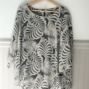 Elegant Gray and White Blouse